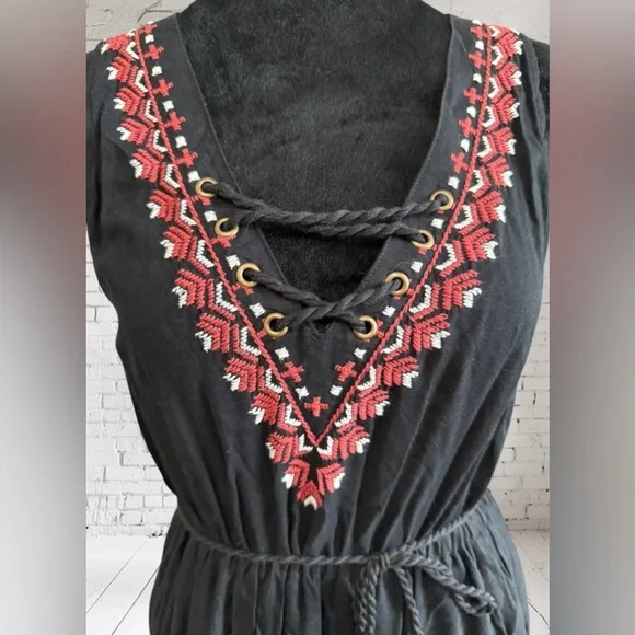 Forever 21 Sleeveless Boho Mini Dress- Embroidered Trim Rope Belt NWT - Picture 4 of 12